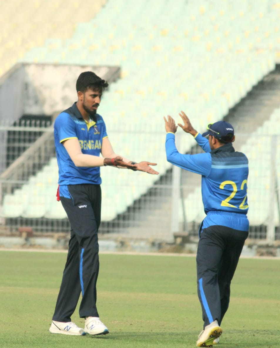 Ishan gets 3 wicket against Jharkhand