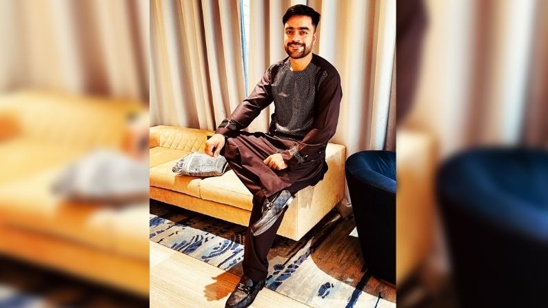 Cricketers Wish Eid Mubarak and urge People to Stay Safe