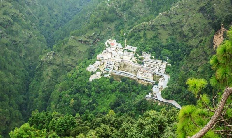 तालाबंदी में ढील देने के लिए कामाख्या-कटरा स्पेशल ट्रेन शुरू!