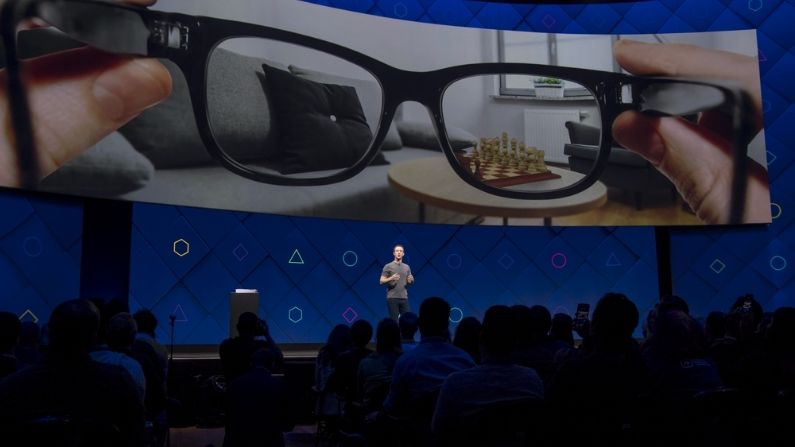 Facebook Smart Glass