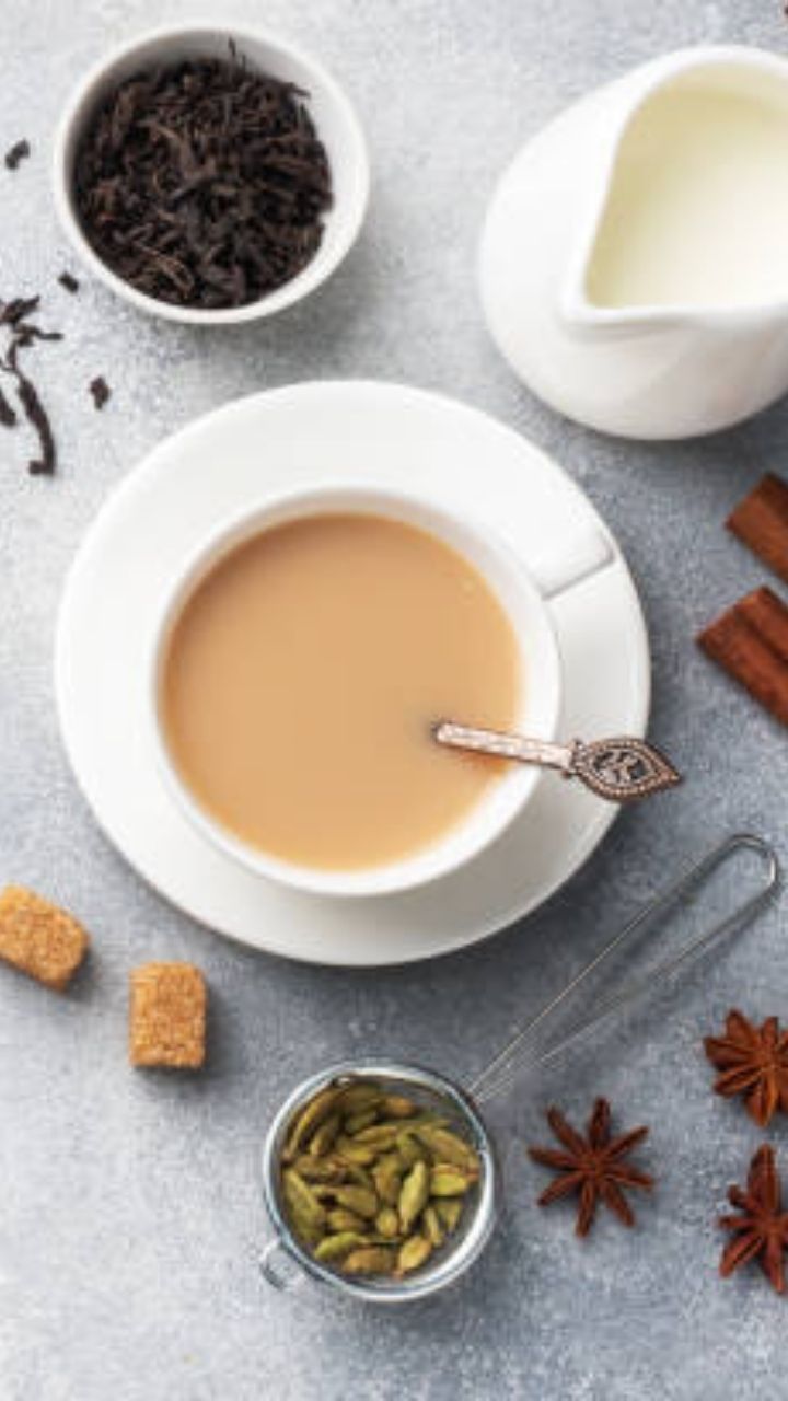 Why You Should Never Have Tea on an Empty Stomach