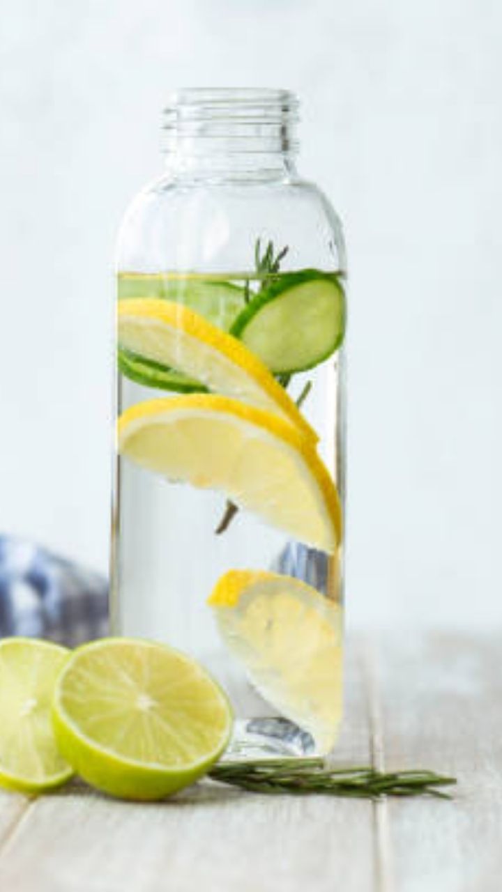 Try this detox water to avoid acidity problem in summer